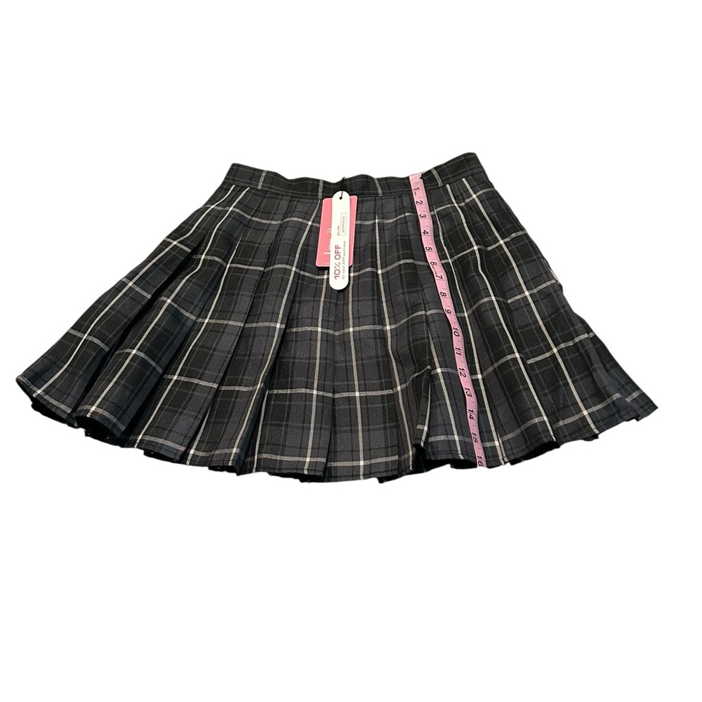 Plaid Black Skirt - Picture 3 of 5